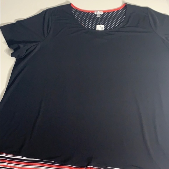 Avenue VIP Knits Short Sleeve Loose top plus 28 women’s New with tags - Picture 6 of 6